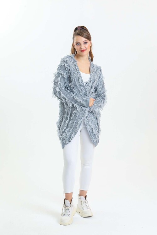 Yarasa Kol Püsküllü Triko Hırka