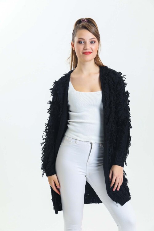 Yarasa Kol Püsküllü Triko Hırka