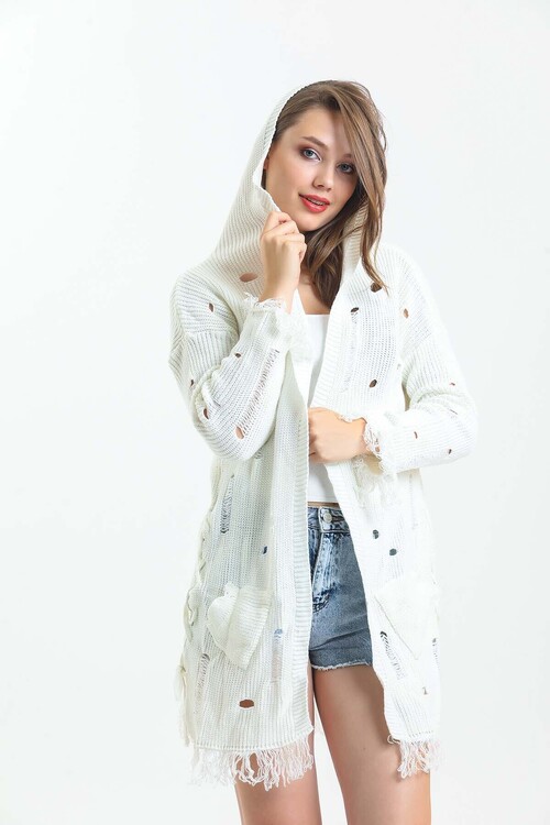 Yarasa Kol Yanları Bağcıklı Kolları ve Eteği Püsküllü Kapuşonlu Triko Uzun Hırka